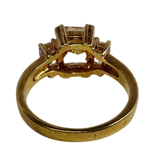 Gold Tone Champagne Emerald Cut Cubic Zirconia Three Stone Statement Ring Size 9 - Picture 3 of 5
